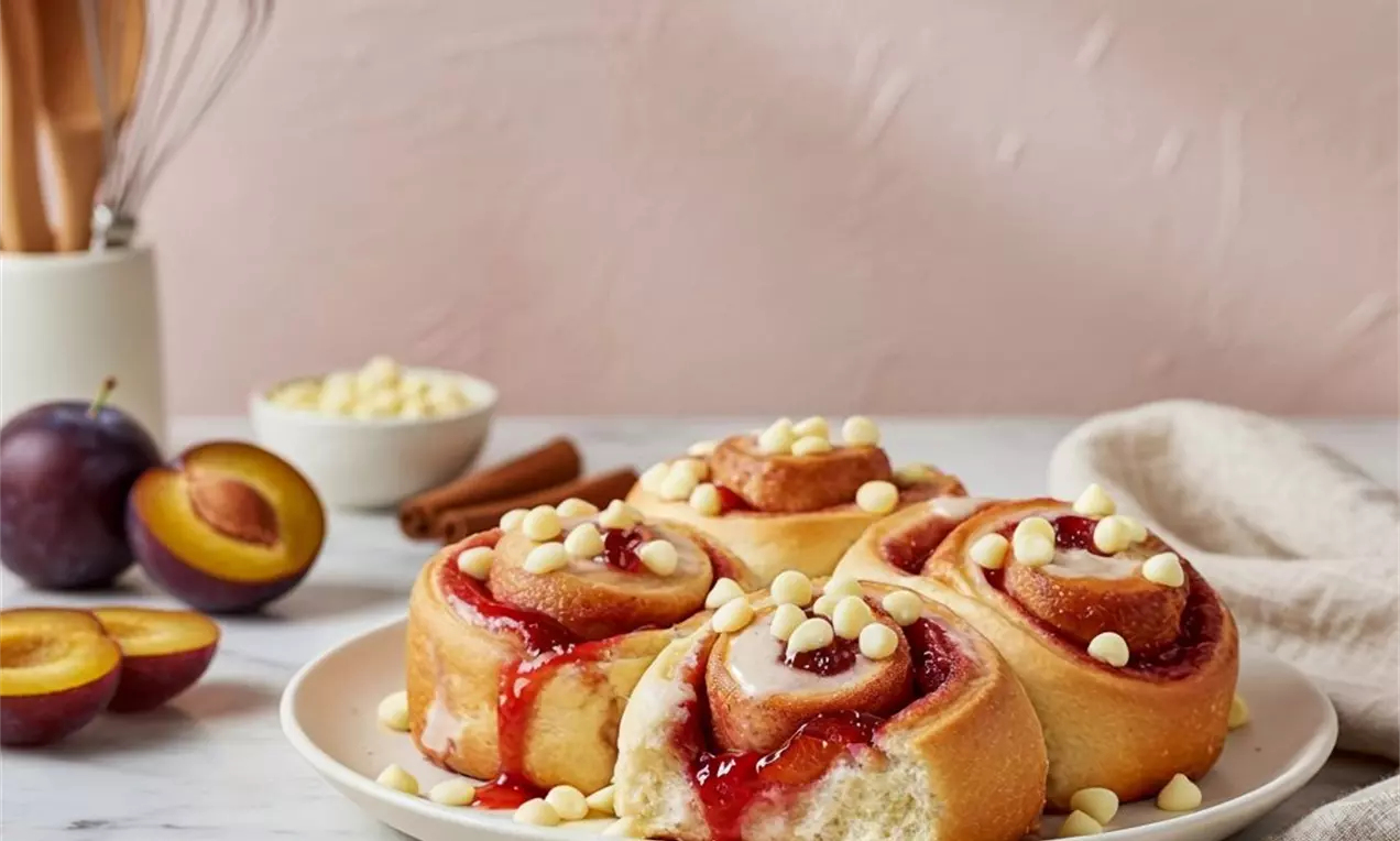 Picture - INT TC 2025 Vanilla Plum Rolls (2)