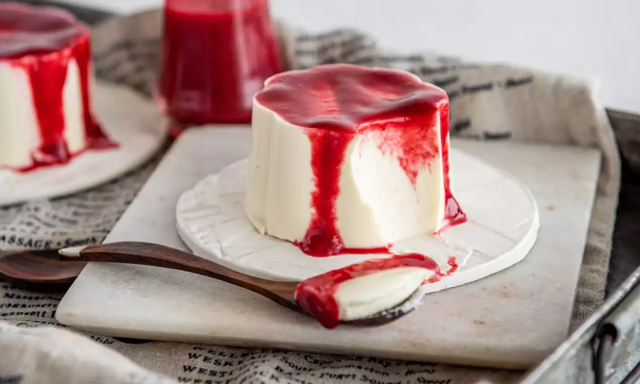 Picture - Vanilla Panna Cotta - Website Image